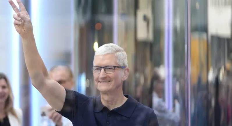 Cook has started selling Apple stocks again, cashing in $50 million in the initial batch